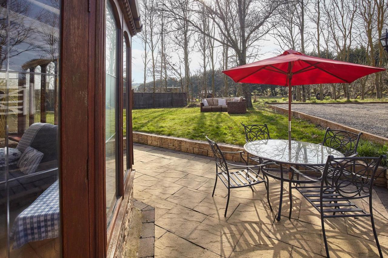 Host & Stay - The Arches Cottage Brotton Exterior photo